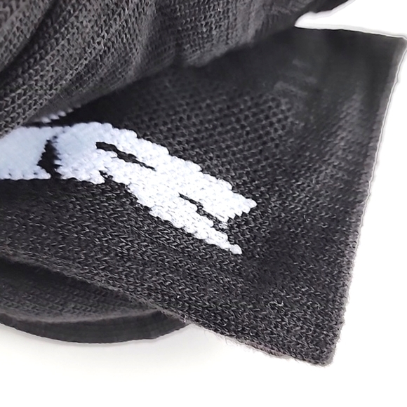 No Fear Men's Crew Socks Ribbed Black & White 4 Pairs OS - Picture 7 of 8